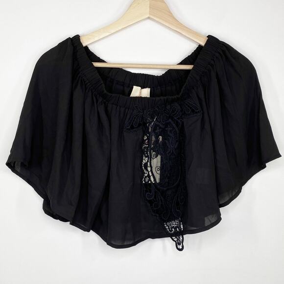 LF Native Rose Kori Black Off The Shoulder Woven Crop Top Women's Size 8 NWT - Picture 1 of 6